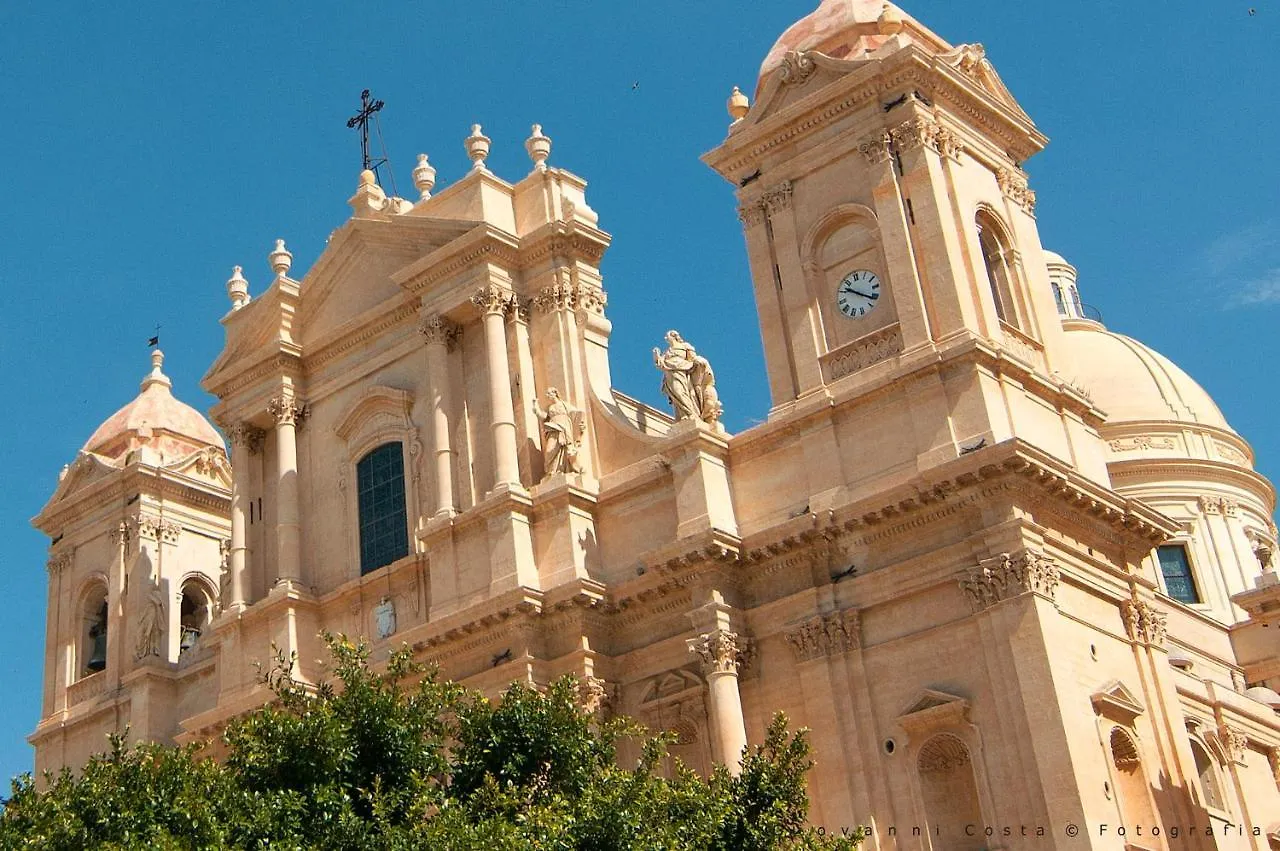 Casa Di Mary Villa Noto Vakantiehuis